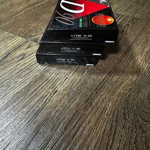 TDK D90 Slimline EcoCase IECI/TYPE1 High Output Cassette 3pk - Picture 2 of 4